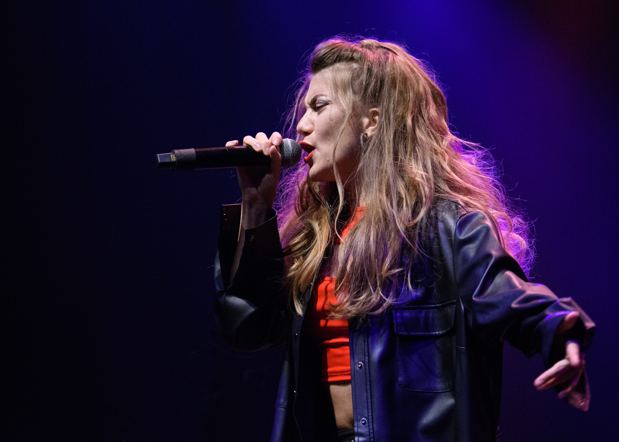 (c) Richard F Wintle