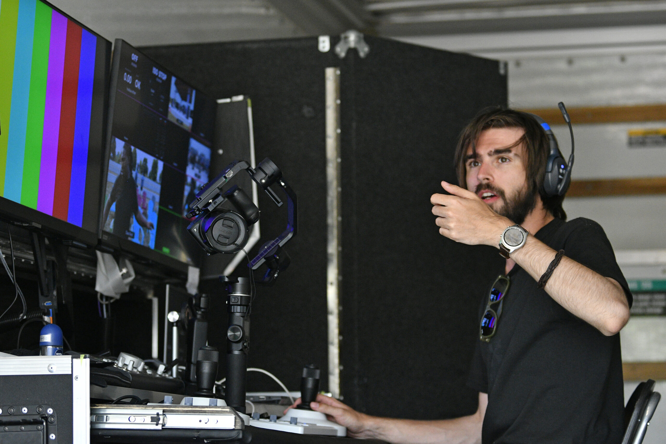 (c) Richard F Wintle