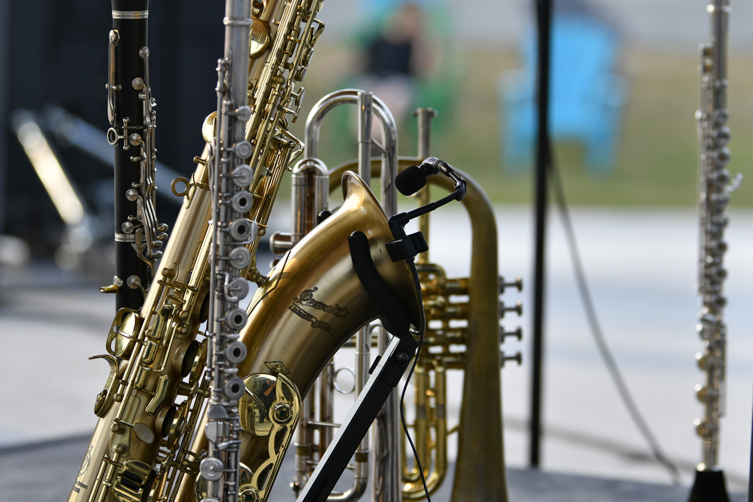 (c) Richard F Wintle