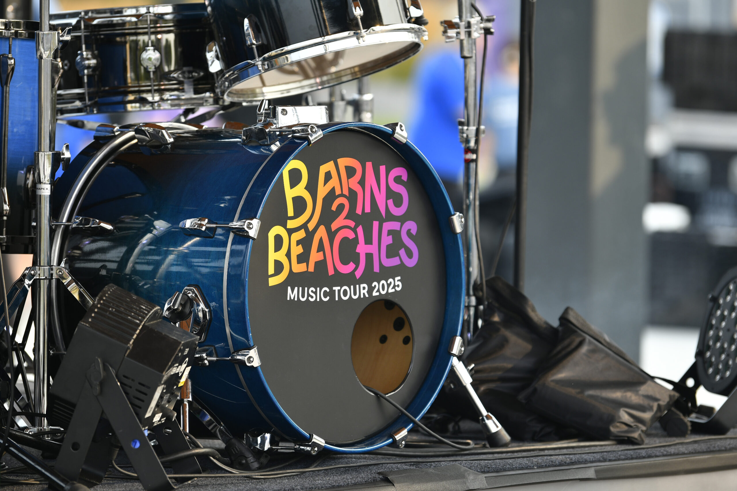 (c) Richard F Wintle