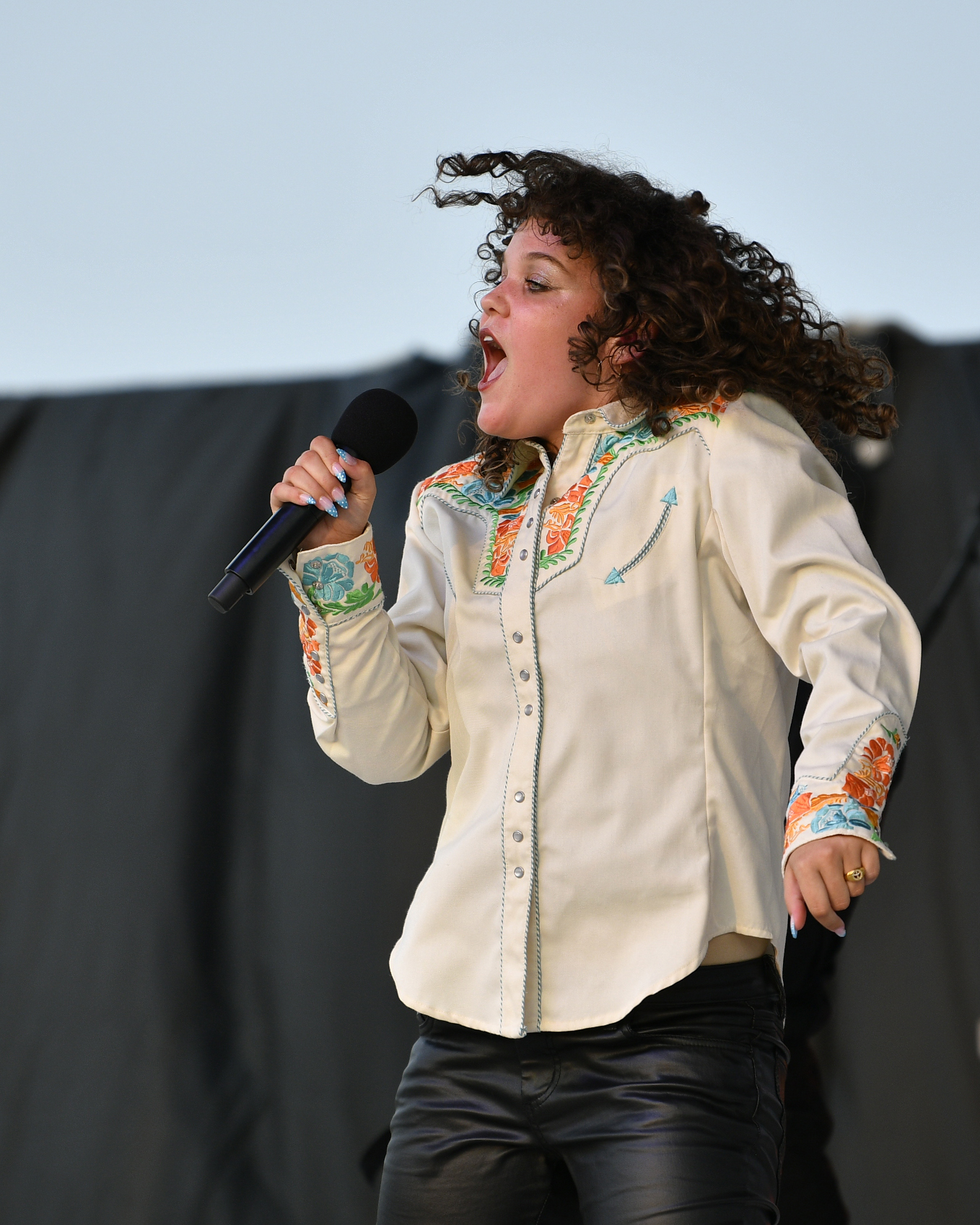 (c) Richard F Wintle