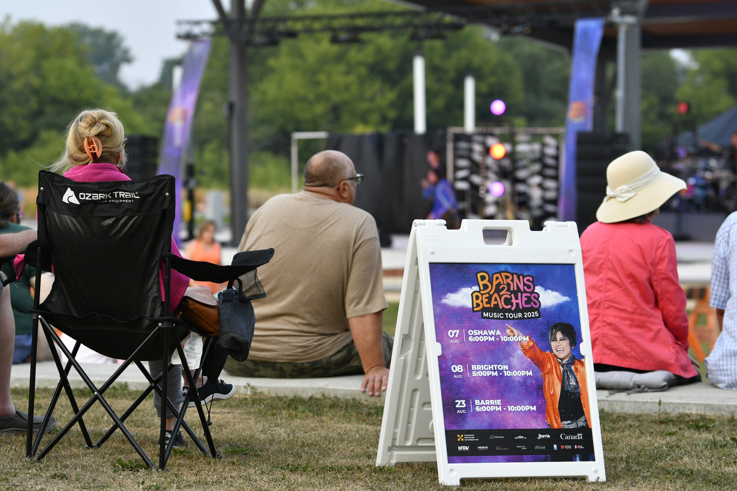 (c) Richard F Wintle