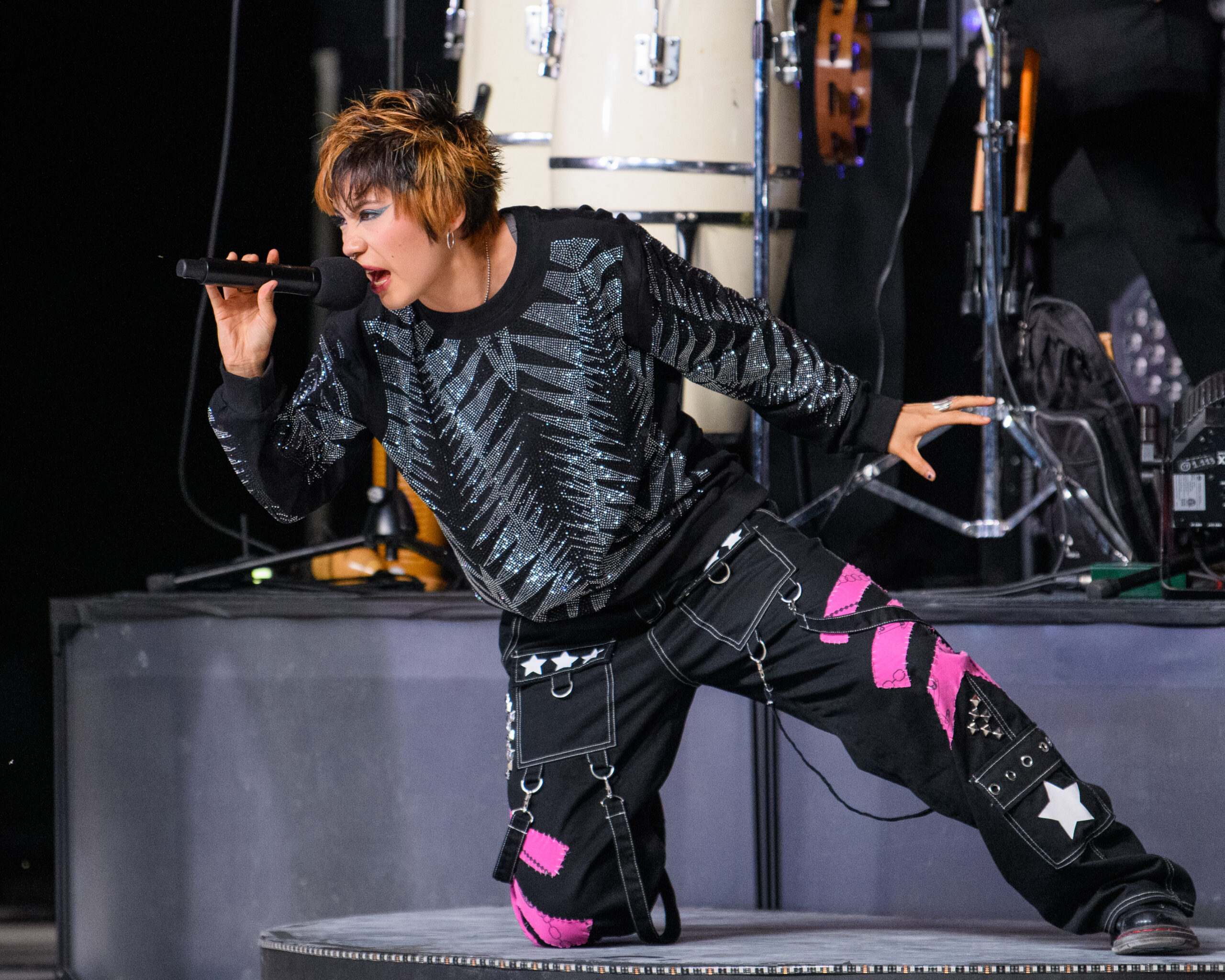 (c) Richard F Wintle