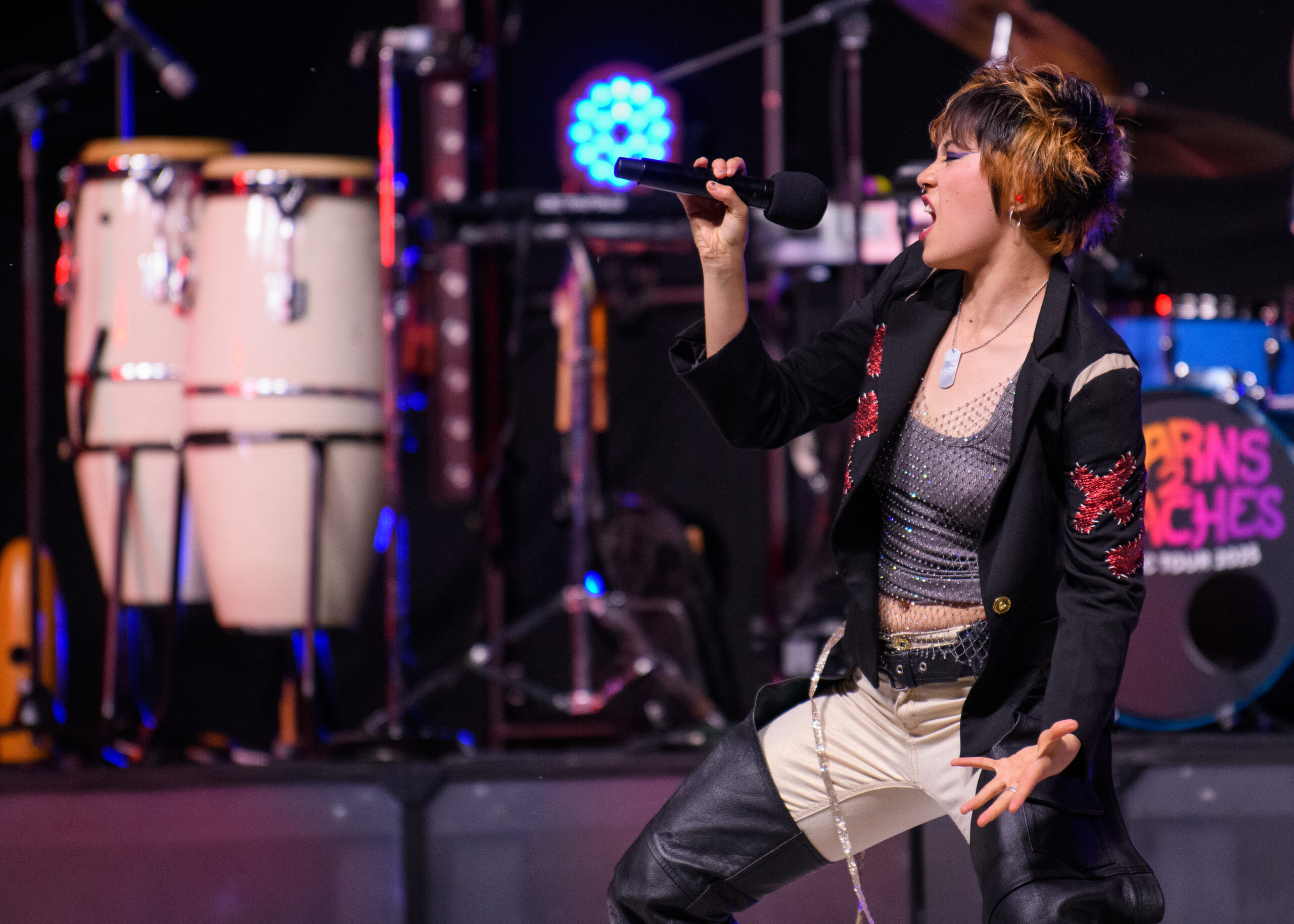 (c) Richard F Wintle