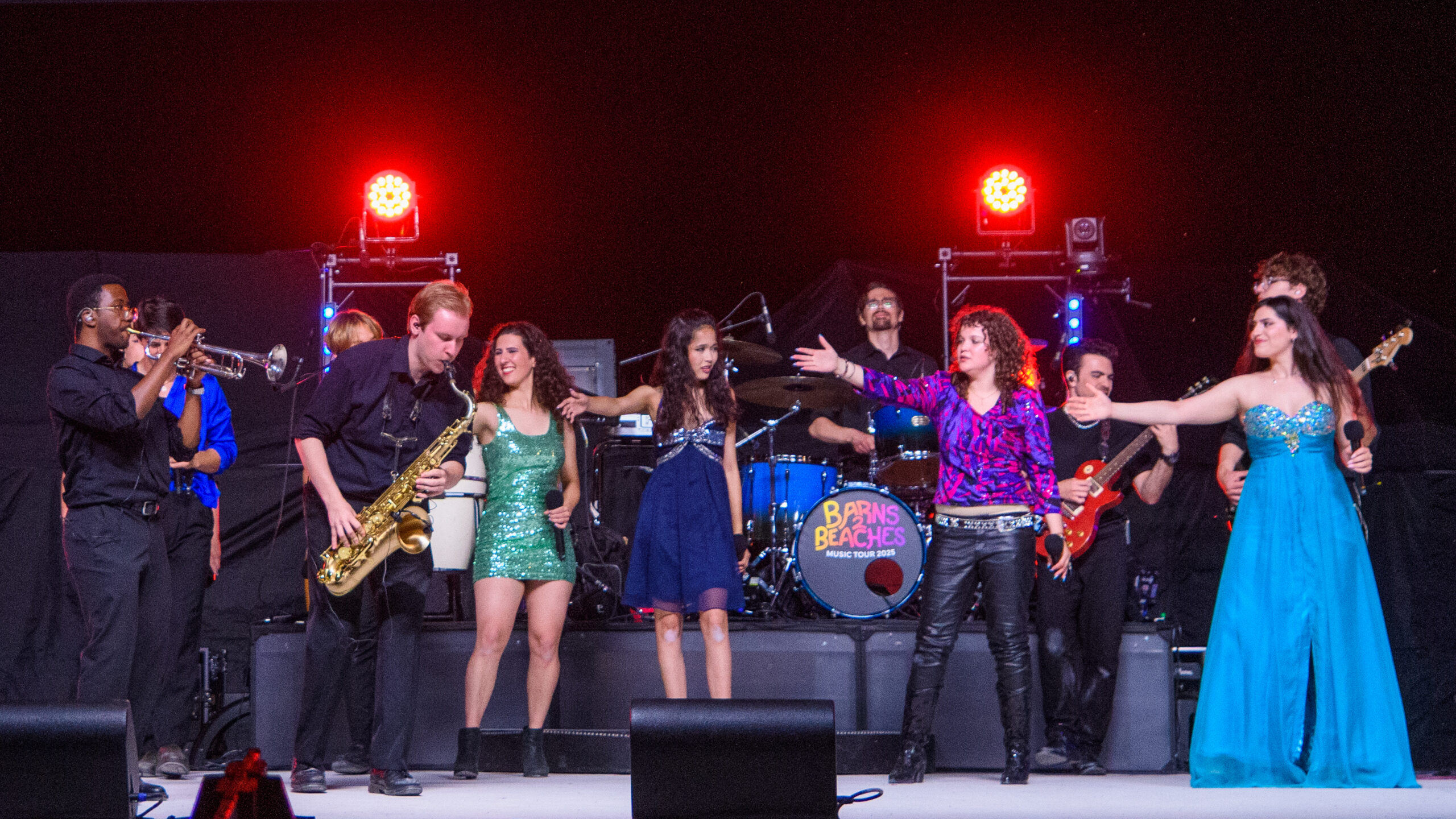 (c) Richard F Wintle